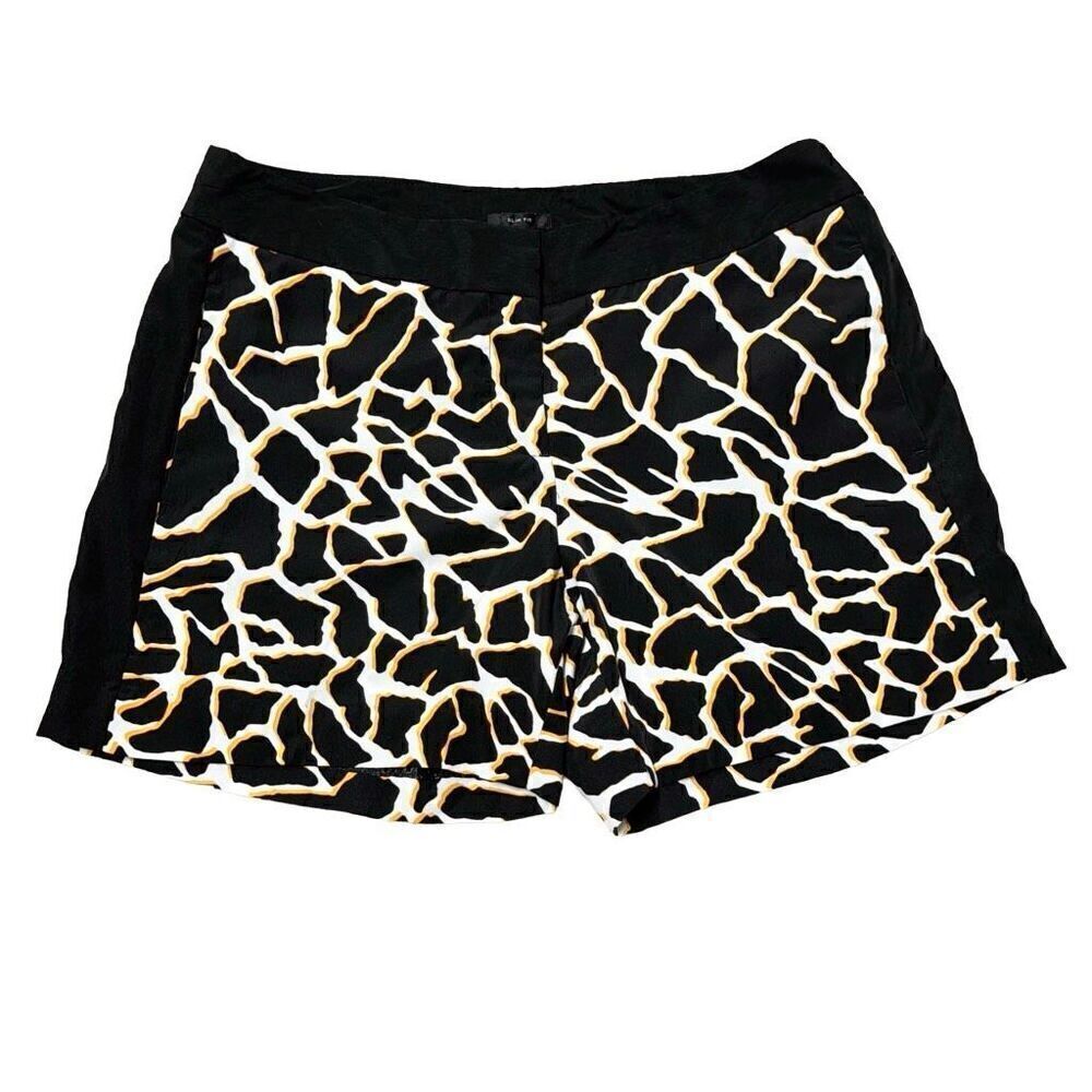 Worthington Women’s Giraffe Black Slim Fit Dress Shorts Size 10 NEW